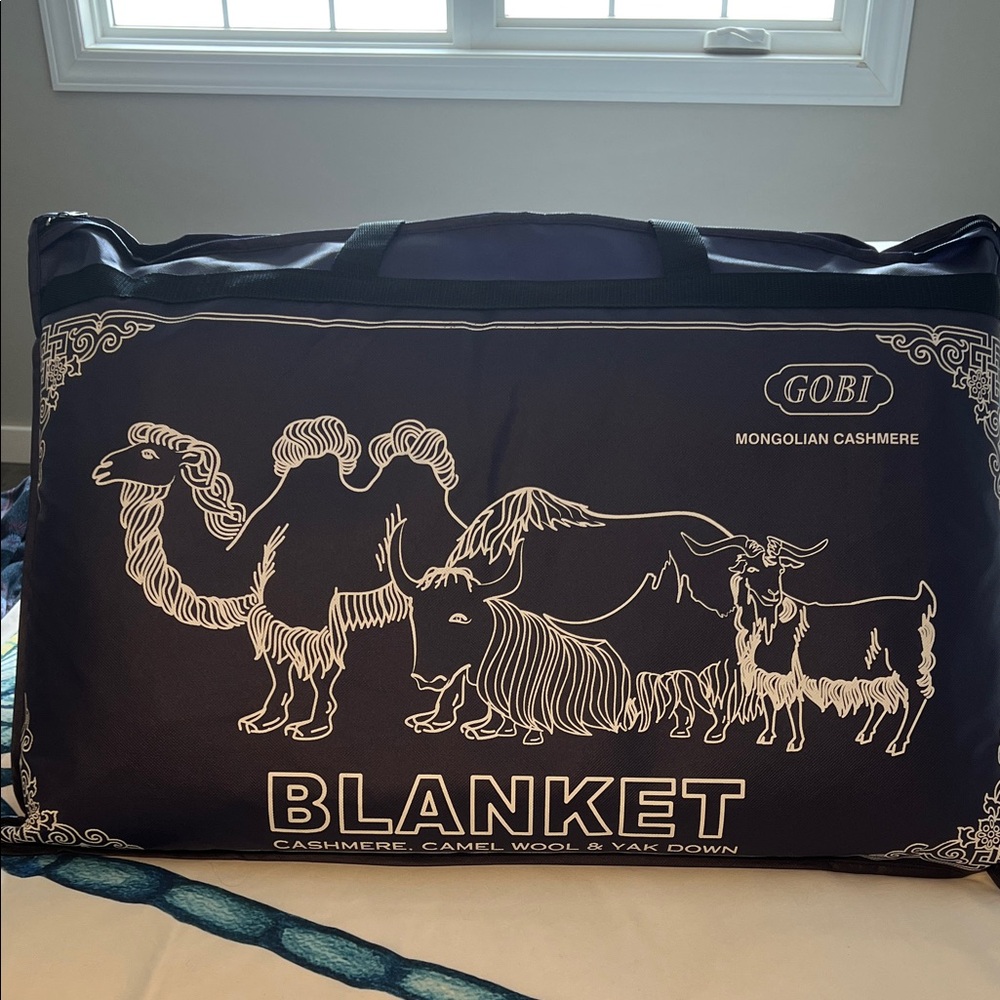 GOBI Mongolian Cashmere Blanket - tan/beige